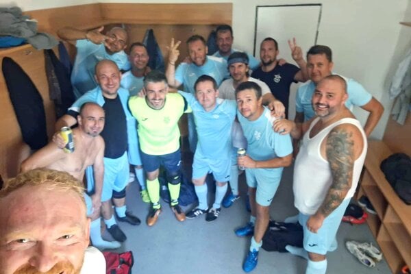 Starí páni Čakajoviec vyhrali v Lužiankach 3:1. 