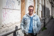 Milan začínal blogmi, dnes ho sleduje vyše 236 000 ľudí.