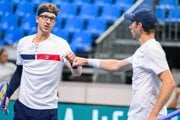 Sprava slovenskí daviscupoví reprezentanti Lukáš Klein a Miloš Karol