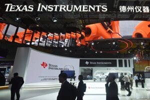 Stánok spoločnosti Texas Instruments počas medzinárodnej výstavy dovozu China International Imports Expo v Šanghaji.