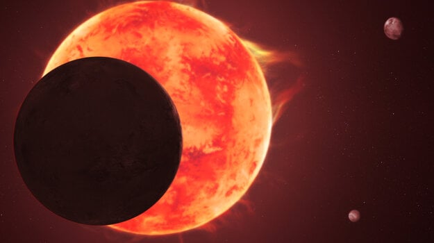 Tento umelecký nákres znázorňuje planétu TRAPPIST-1 d prechádzajúcu pred jej turbulentnou hviezdou, s ďalšími planétami systému zobrazenými v pozadí.  (zdroj: NASA, ESA, CSA, Joseph Olmsted (STScI))