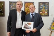 Maroš Barok (vľavo) a Erik Kližan, autori novej knihy o smrti Jána Pálfiho. 
