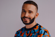 Skeče točí už desať rokov.