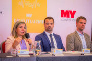 Erika Jurinová, Richard Staškovan, Juraj Oravec 