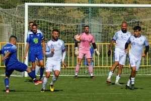 Kanianka (v bielom) - Vešké Uherce 3:0