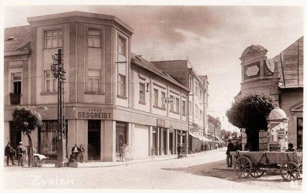 Pošta tu kedysi neexistovala. (zdroj: FB/Slovensko na historických fotografiách)