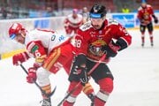 Carter Turnbull v drese Banskej Bystrice