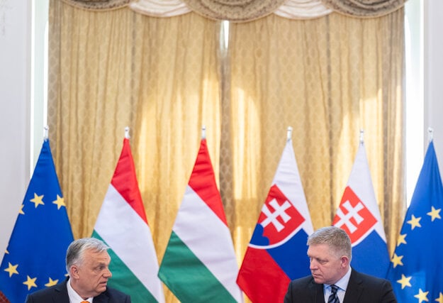 Maďarský premiér Viktor Orbán a premiér Robert Fico. (zdroj: TASR)