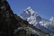 Hora Ama Dablam s výškou 6 814 metrov nad morom v nepálskej oblasti Solukhumbu.