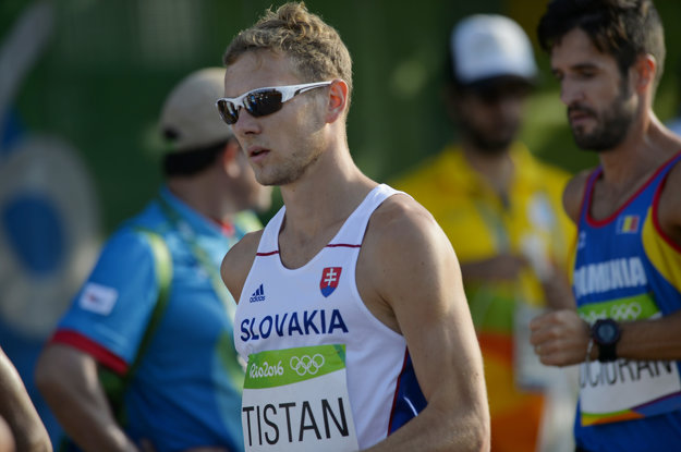 Martin Tišťan závod nedokončí.
