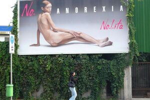 Zákon kriminalizuje zamestnávanie abnormálne chudých modeliek a zakazuje internetové stránky podporujúce rozvoj anorexie.