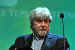 Český režisér Miroslav Ondříček 27. júna 2008 počas otváracieho ceremoniálu Medzinárodného filmového festivalu Artfilm v Trenčíne 27. júna 2008.