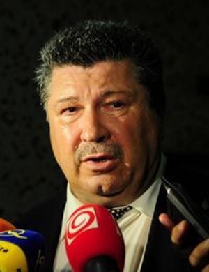 A. Farkašovský.