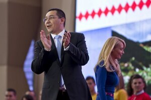 Premiér Victor Ponta.