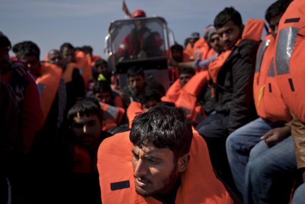 Taliansko kritizuje Maltu za to, že odmieta prijať loď s migrantmi
