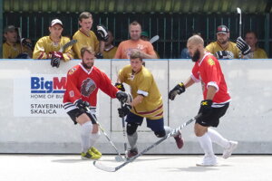 Skalická hokejbalová liga, semifinále Indiáni - Legendy