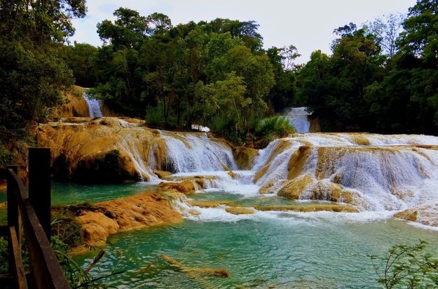 Vodné kaskády Aqua Azul.