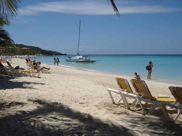 Pláž West Bay, Roatan, Honduras