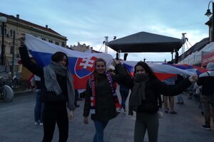 Fanzónu v Prešove zaplnili desiatky fanúšikov.