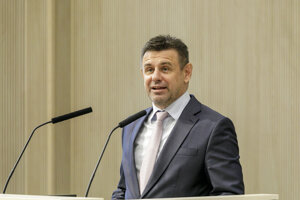 Podpredseda vlády a minister životného prostredia SR László Sólymos.