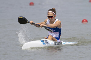 Marianna Petrušová vo finálovej jazde K1 na 1000 m na MS v rýchlostnej kanoistike v Szegede 24. augusta 2019.