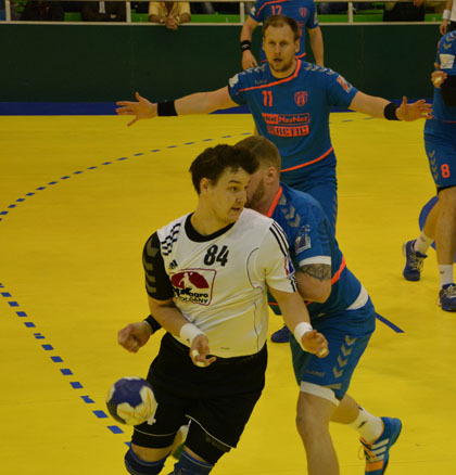 dsc_0090_r7112.jpg