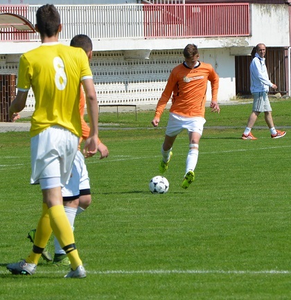 dsc_0243_r8472.jpg