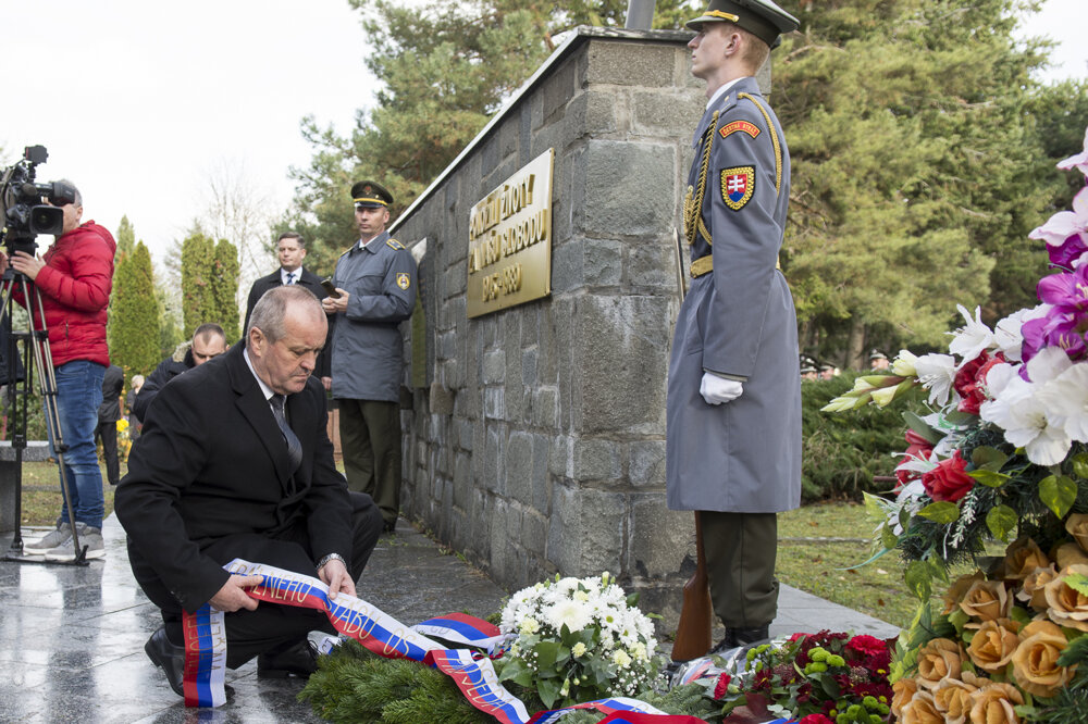 Minister obrany Peter Gajdoš.