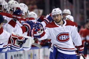 Tomáš Tatar (vpravo) v drese Montreal Canadiens.