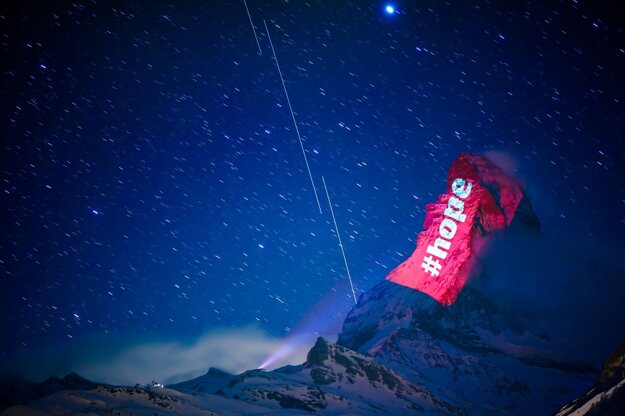 Nasvietený Matterhorn.