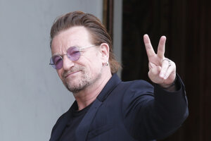 Írsky spevák skupiny U2 Bono.