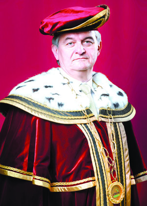 Rektor VŠEM: doc.Ing. ĽUBOŠ CIBÁK, PhD. MBA
