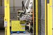 Práca robota vo fabrike Nestlé Slovensko v pondelok v Prievidzi.