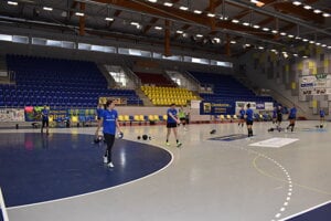Hádzanárska hala v Chemkostav Aréne. 