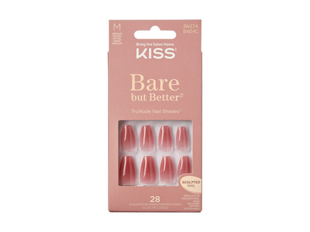 Nalepovanie nechty Kiss Bare but Better v odtieni Nude Nude. 10 eur. (zdroj: Kiss)