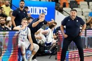 Tréner Slovenska Oliver Vidin v stretnutí druhej fázy predkvalifikácie MS 2027 v basketbale mužov  Slovensko - Švajčiarsko.