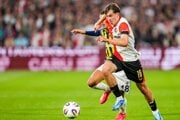 Leo Sauer v dueli proti Fenerbahce.