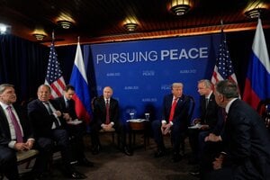 Putin Trump samit: Začali sa rokovania medzi USA a Ruskom, Trump chce prímerie na Ukrajine