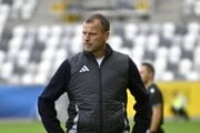 Tréner MFK Ružomberok Ondřej Smetana sleduje zápas 5. kola futbalovej Niké ligy FC Košice - MFK Ružomberok.