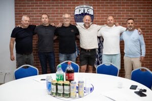 Peter Barát, Milan Török, Miroslav Bucha, Pavol Ondriš, Róbert Marenčák a Džemil Šefkii. Na fotke chýba Tibor Tóth.