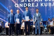 Hasičov z Kysuckého Nového mesta ocenil minister vnútra SR.