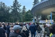 Zhromaždenie v Ružomberku sa opäť konalo v Hýrošovom parku. 