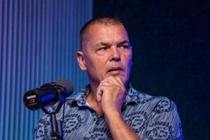 Na Slovan prídu vážne mužstvá, vraví Moravčík. Podľa Zemana dve víťazstvá v Konferenčnej lige získa