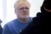 Ivan Cupper prichádza na Mestský súd Bratislava I, kde sa začalo opätovne súdne pojednávanie v kauze starých mafiánskych vrážd.