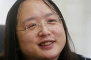 Audrey Tang z Taiwanu získala cenu „za pokrok v spoločenskom využívaní digitálnych technológií na posilnenie postavenia občanov.