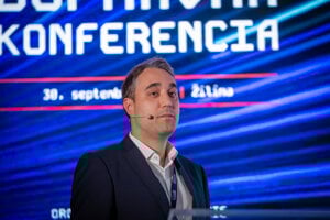 Miloš Radović (Srbská republika) - riaditeľ pre export Unipromet, v spolupráci a zastúpení emBUILD, s. r. o. na Slovensku.