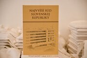 Publikácia pod názvom Najvyšší súd Slovenskej republiky počas jej uvedenia v rámci 30. výročia činnosti Najvyššieho súdu SR 26. septembra 2023 v Bratislave.