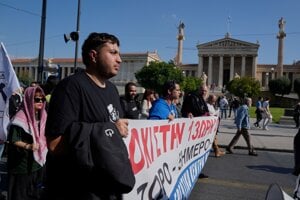 Trinásťhodinový pracovný deň? Grécko ochromil ďalší generálny štrajk