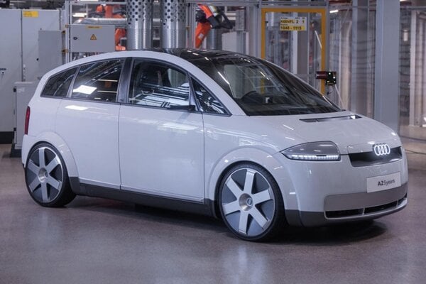 Študentský projekt restomodu Audi A2 v elektrickej podobe k 25. výročiu modelu.