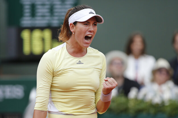 Muguruzová má k triumfu na Roland Garros bližšie.